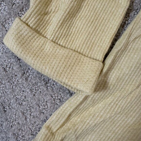 NWT Lush Women's V-Neck Long Sleeve Cream Oversized Shirt Layering Size M Casual - Picture 5 of 8